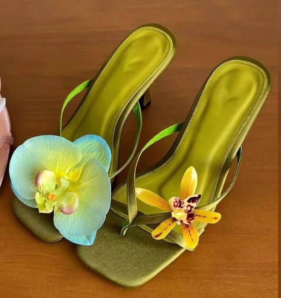 Orchad & lilly heels (Olive Green)