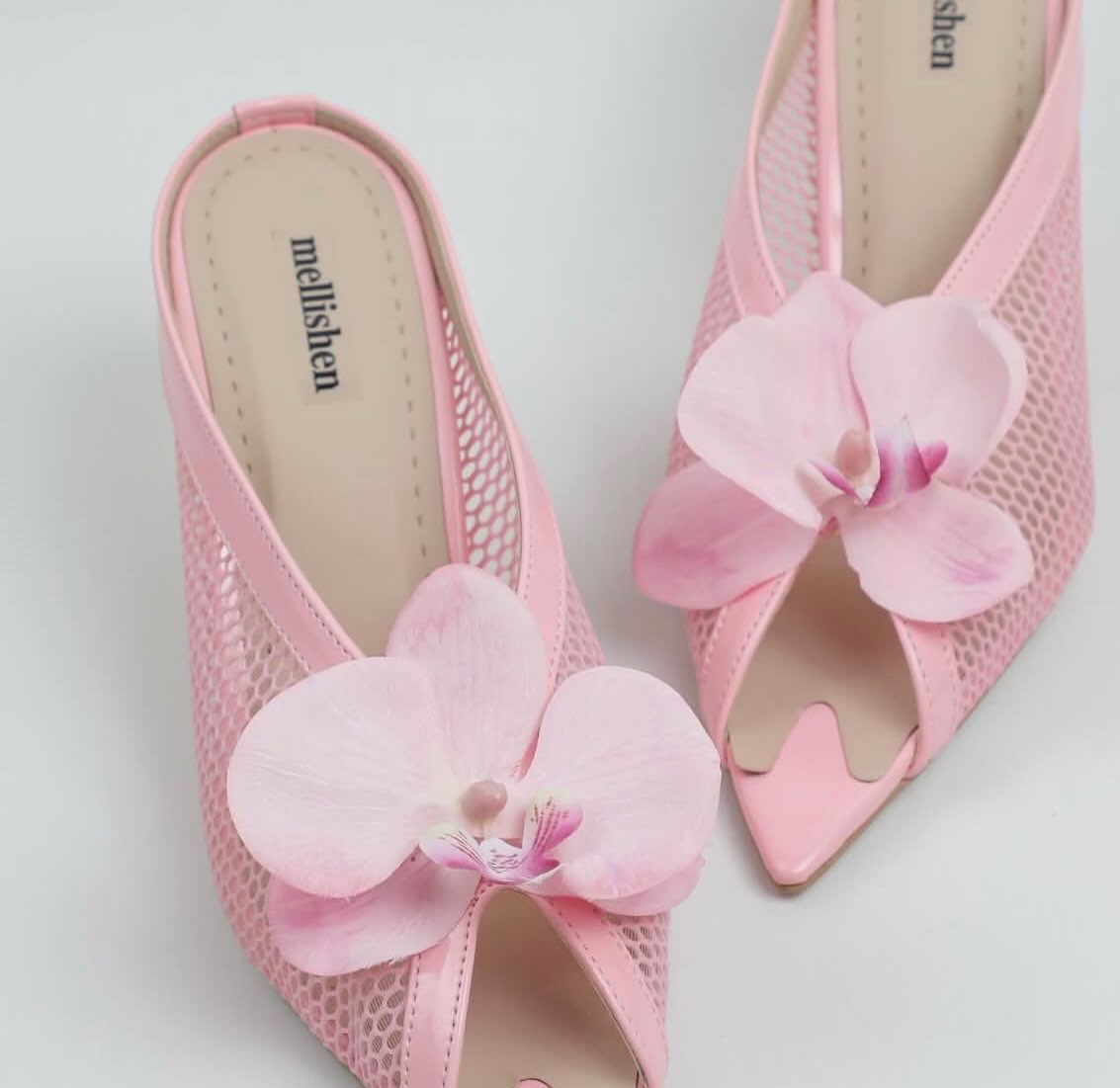Breathing Beauty (Pink)