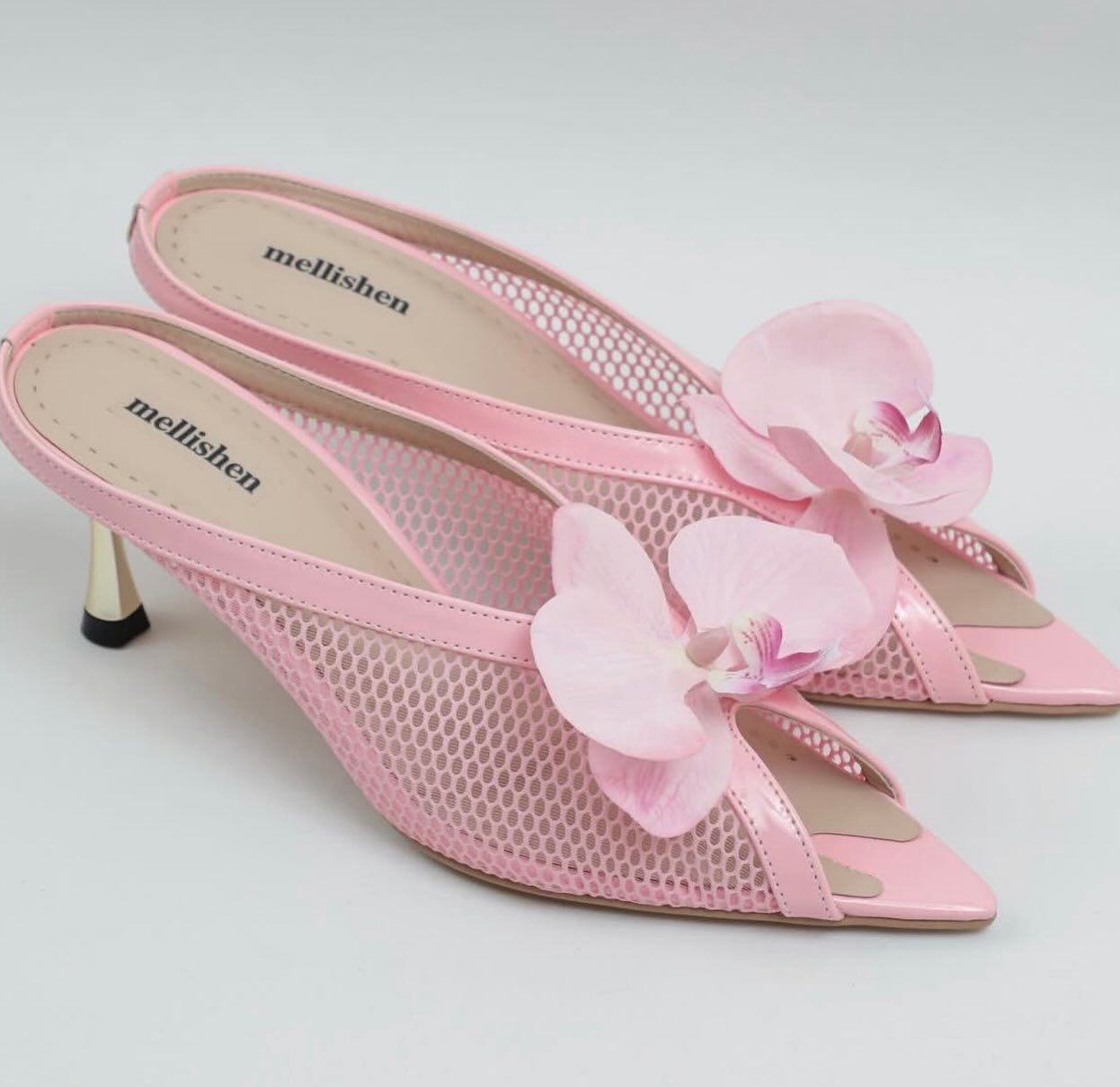 Breathing Beauty (Pink)