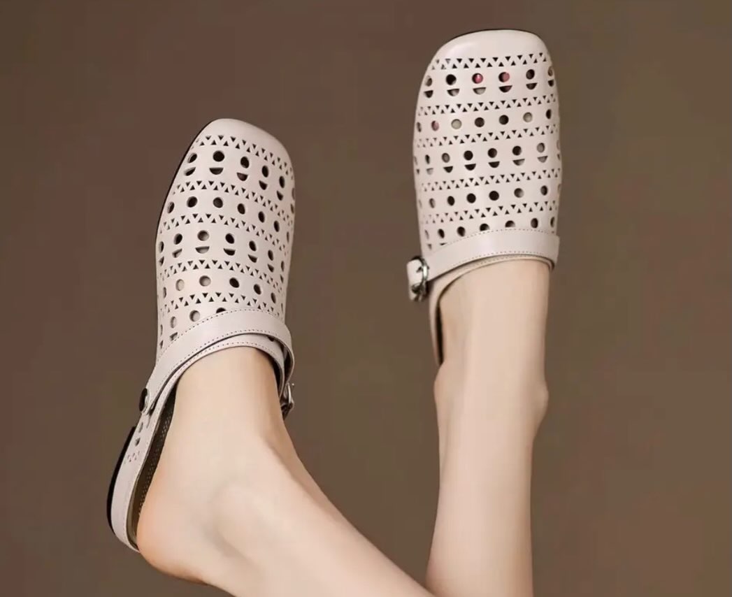 Convertible sandal (Beige)