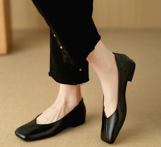 Sofia Metallic Ballet Flat (Black)