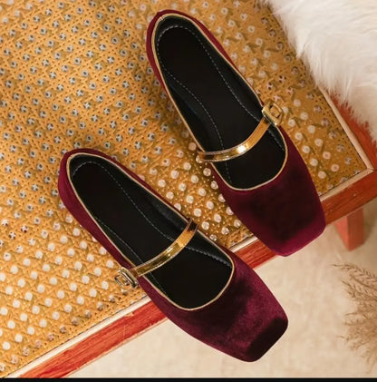 Velvet Square-Toe shoes (Maroon)
