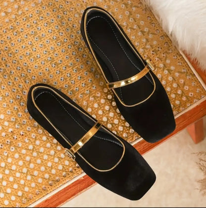 Velvet Square-Toe shoes (Black)