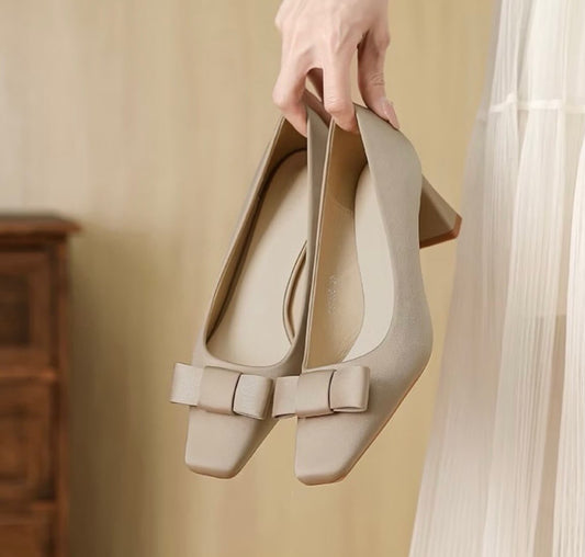 Sofia Bow Block Heels (Beige)