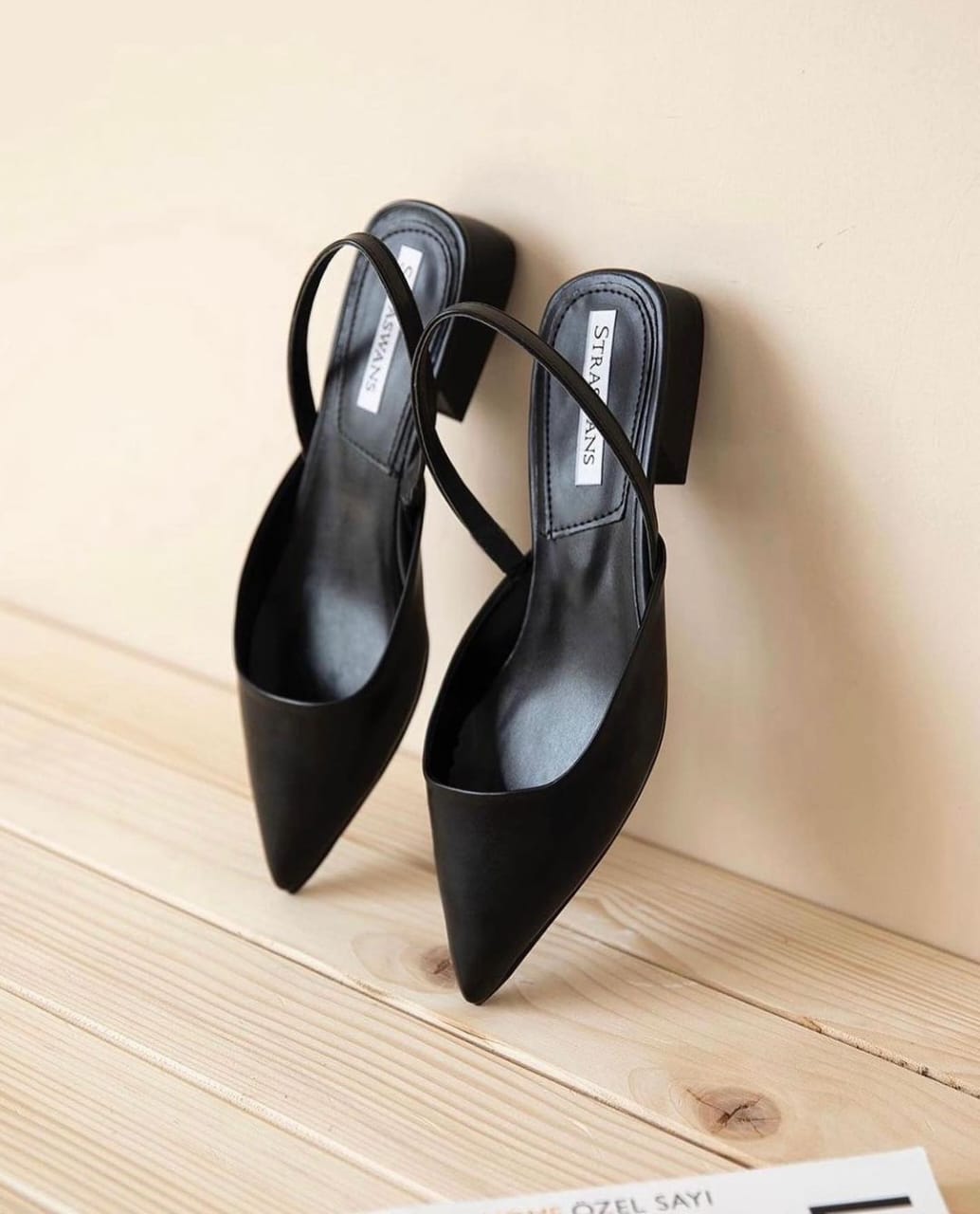 Trapeze Heel-Black