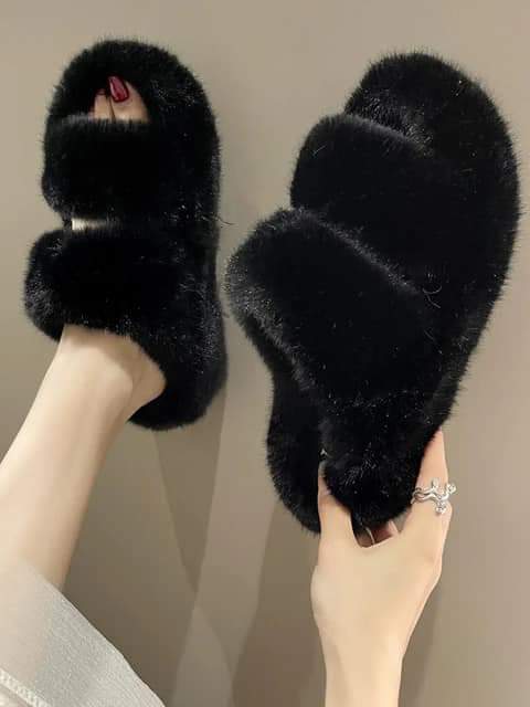 Fluffy Slippers for women-Black