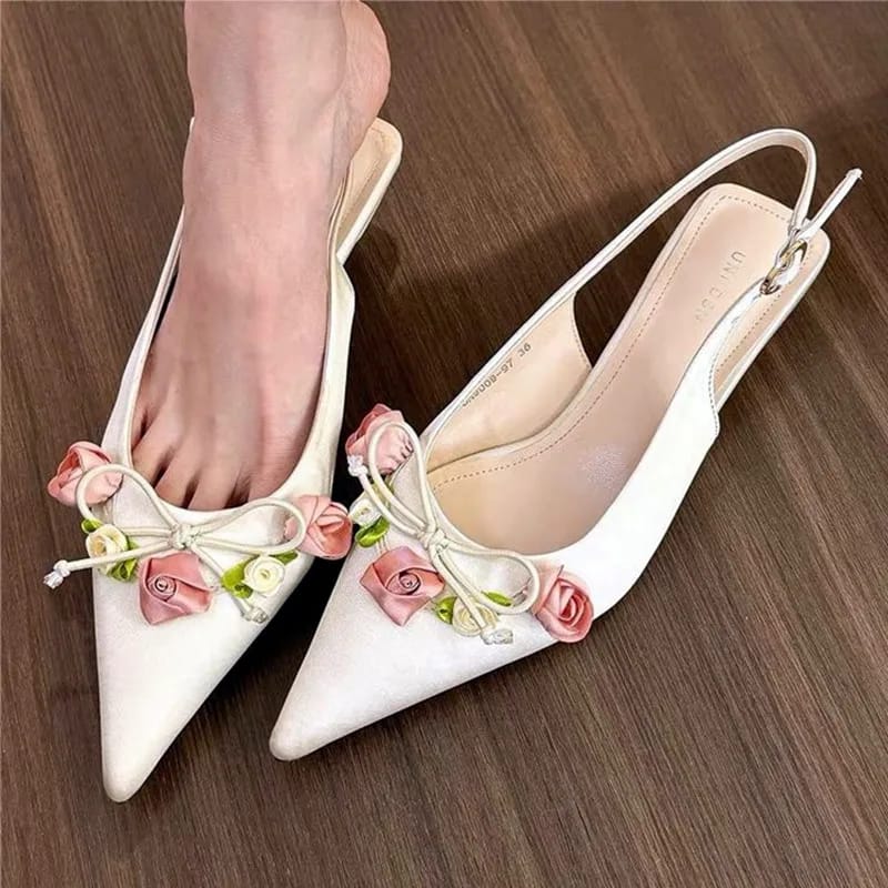 Aesthetic Flower - White