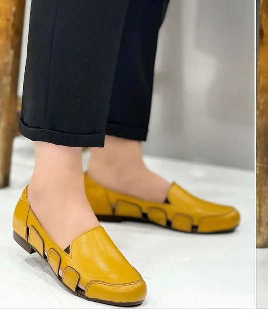 Charm shoes (Yellow)