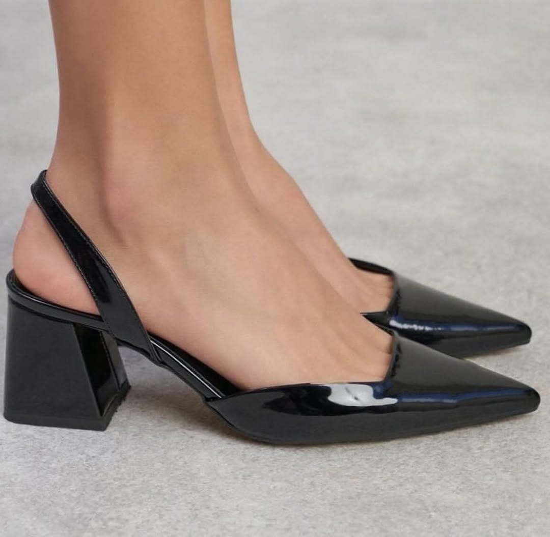 Indus shoes (Black)
