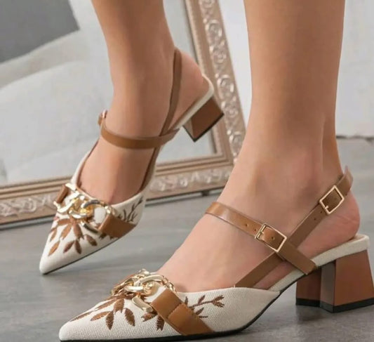 Brazilian style shoes (Brown)