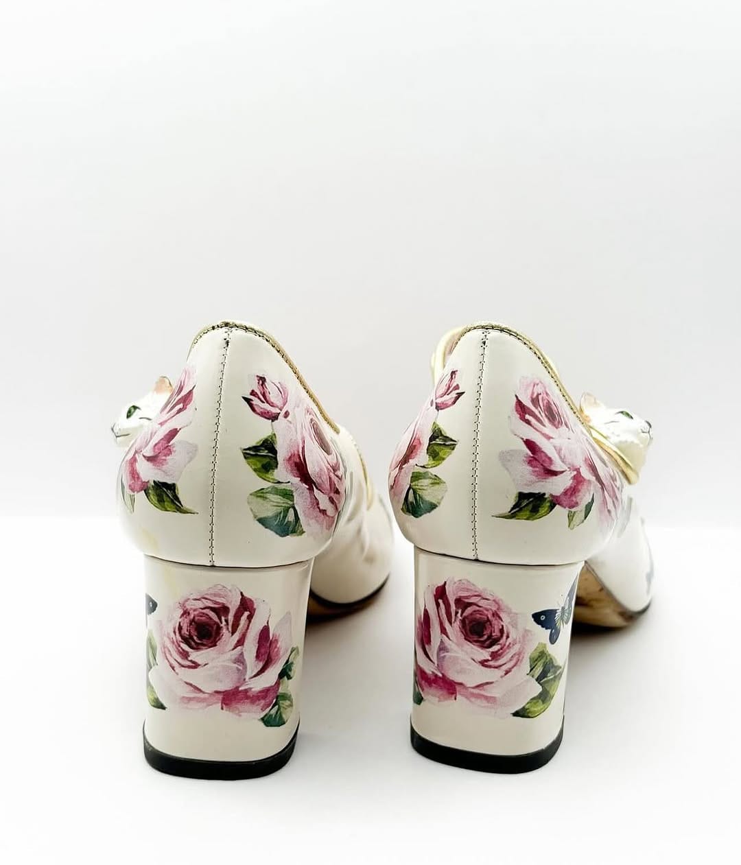 Floral printed heel