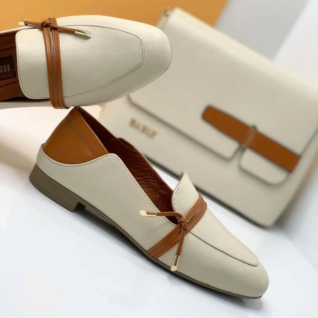Britian style shoes (off white)