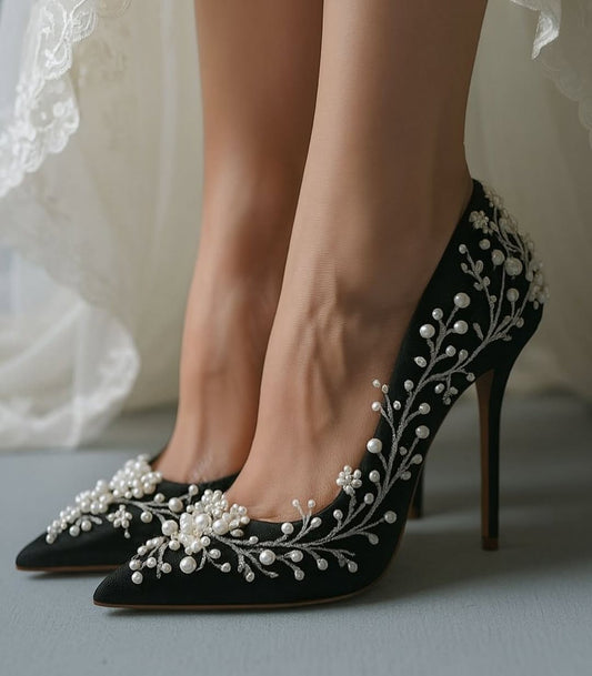 Unique Pearl fancy heel (Black)