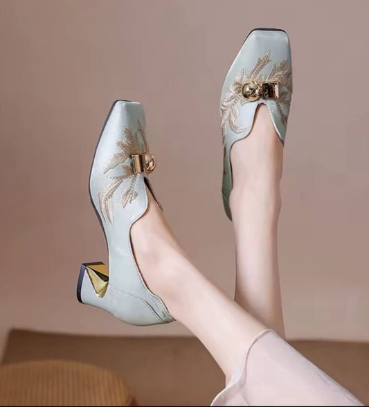 Golden Fern Elegance heel (Light Blue)