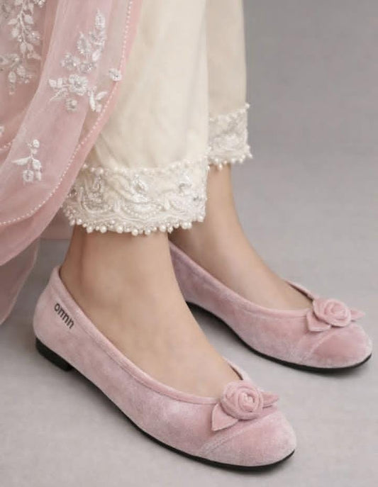 Petal velvet flats (Baby Pink)