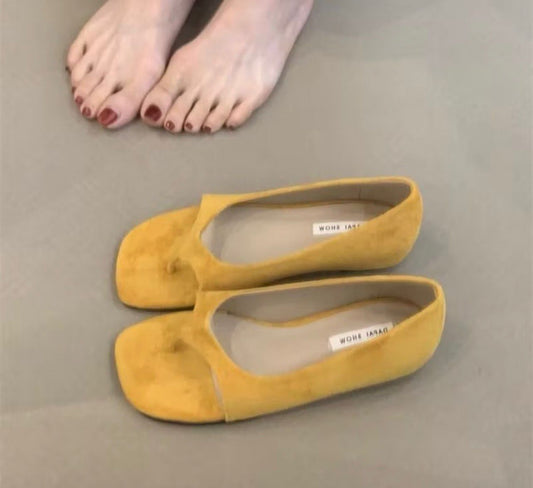 Yankees slippers (Mustard)