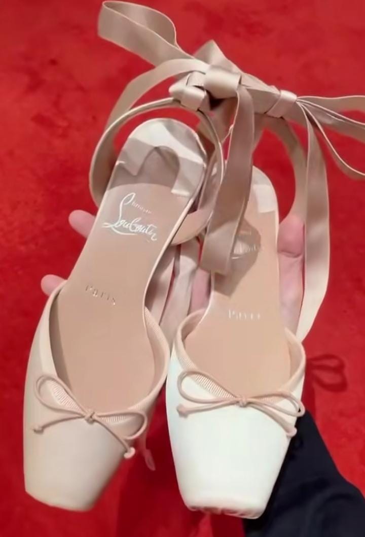 Dancing sandals