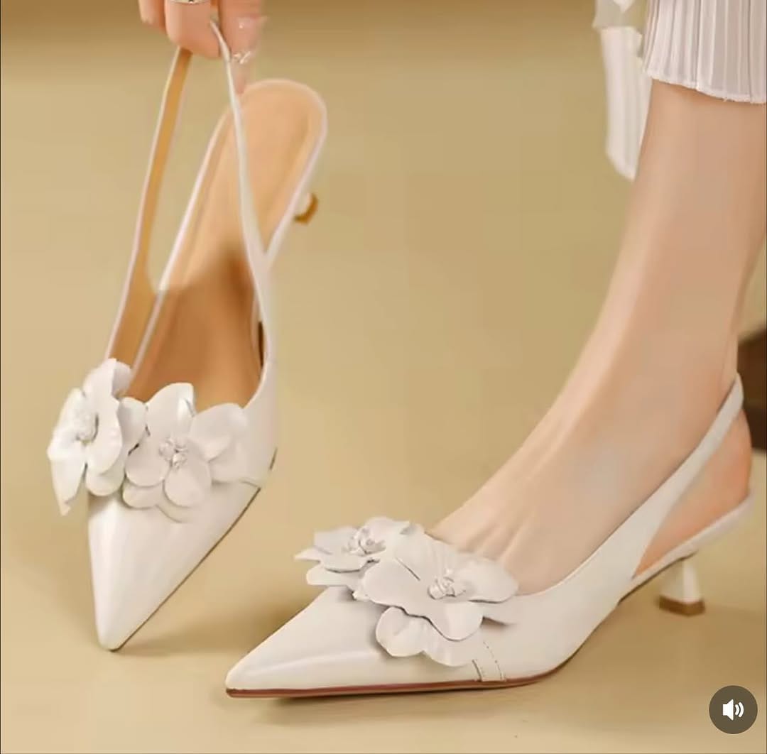Columbiaan sandals (White)
