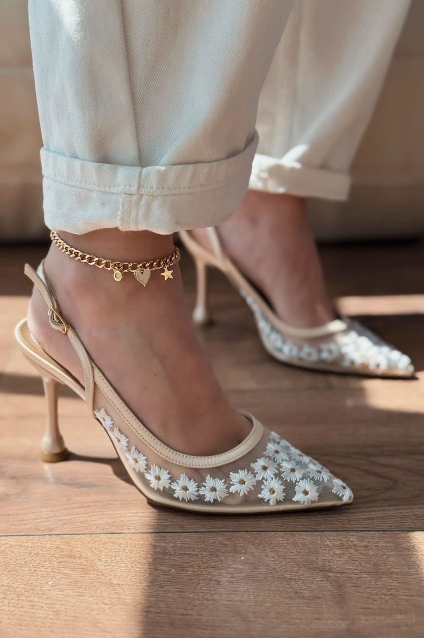 Turkish embroidered heel (Beige)