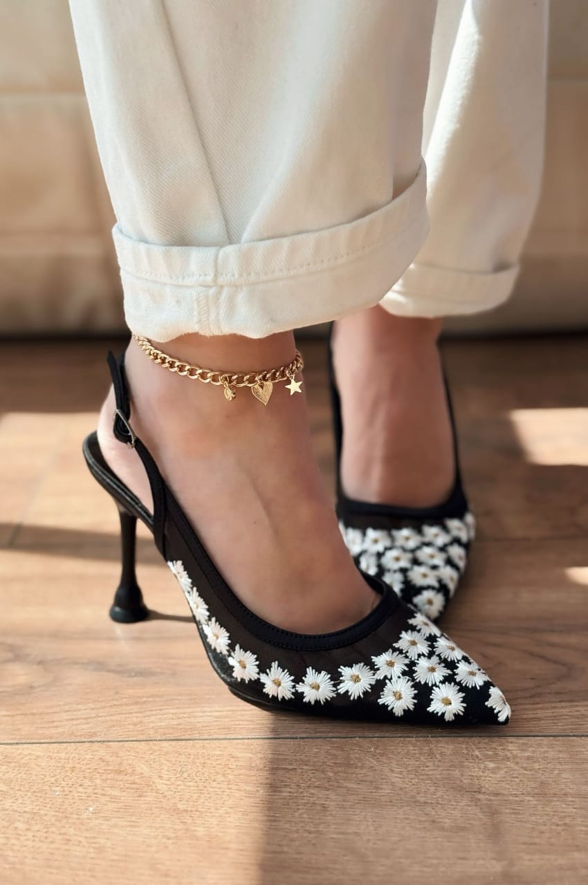 Turkish embroidered heel (Black)