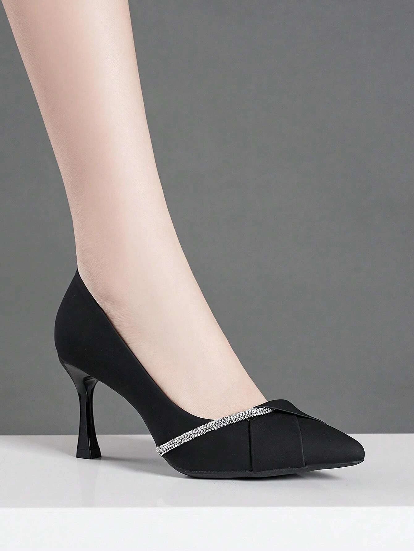 Rhinestone court shoes- Black