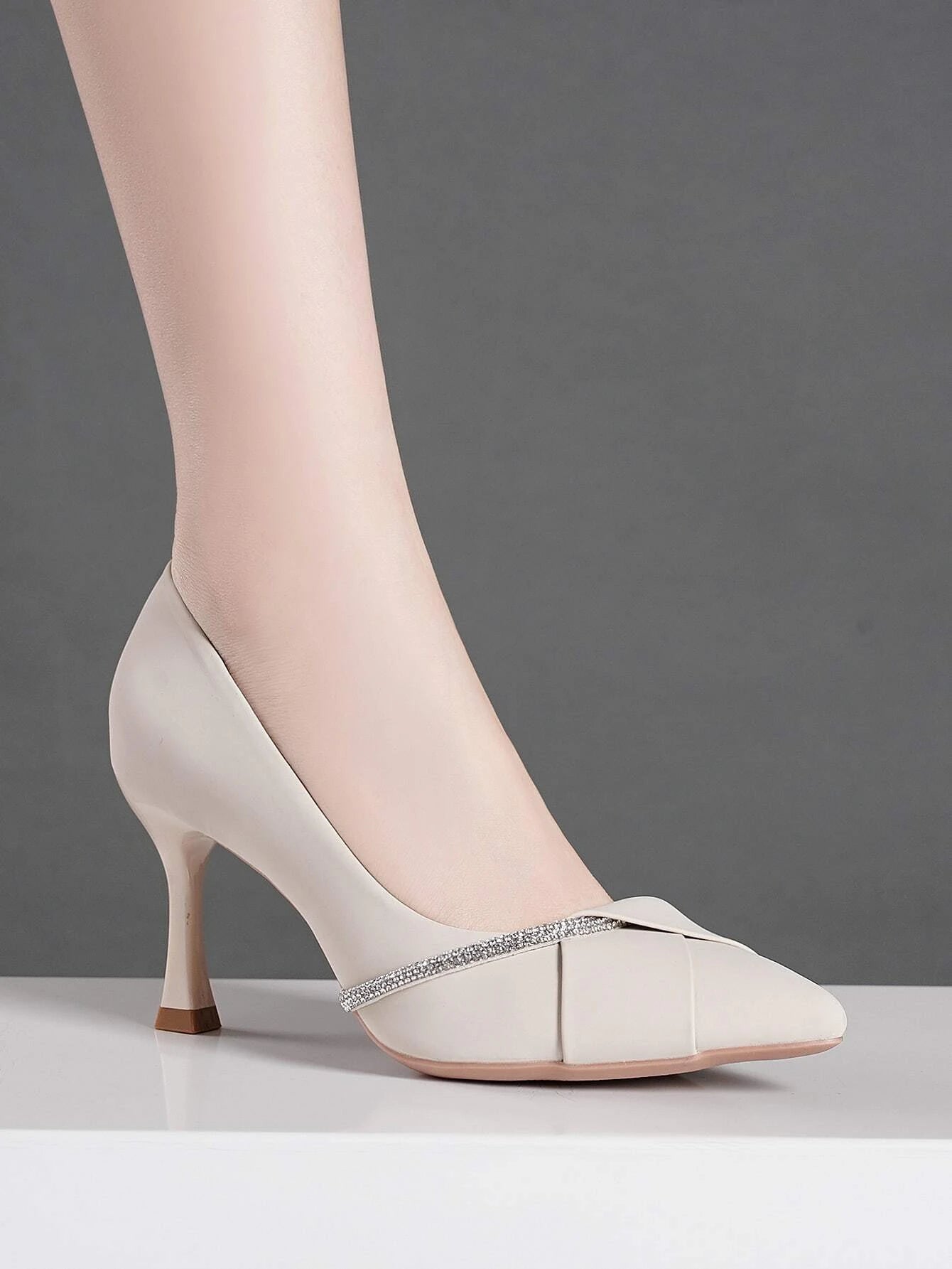 Rhinestone court shoes- Beige